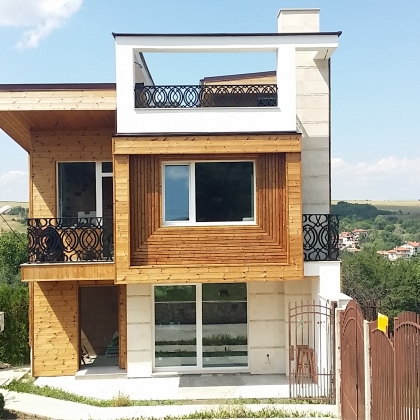Метален парапет
